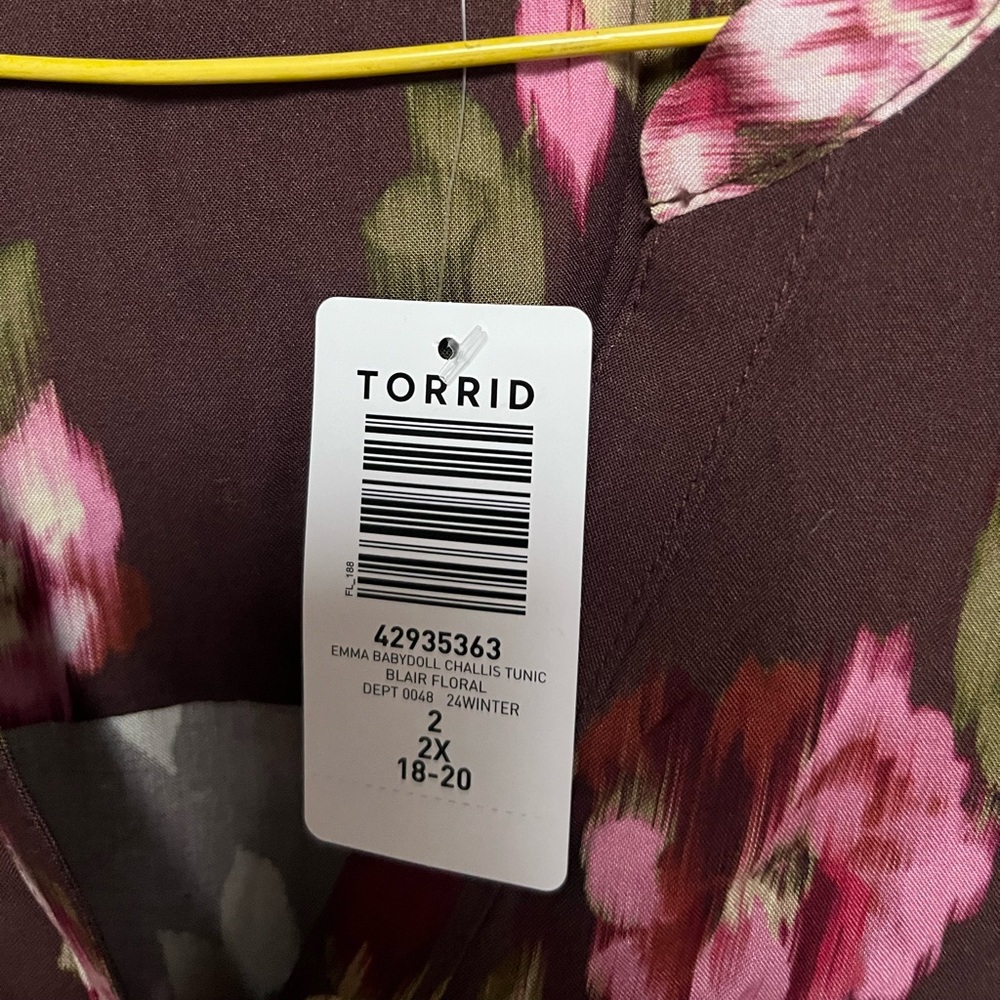 Torrid Plum Floral Button-Front Emma Floral Tunic Top - Picture 3 of 7